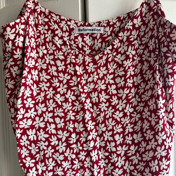 Floral Red Midi Dress - Picture 3 of 4